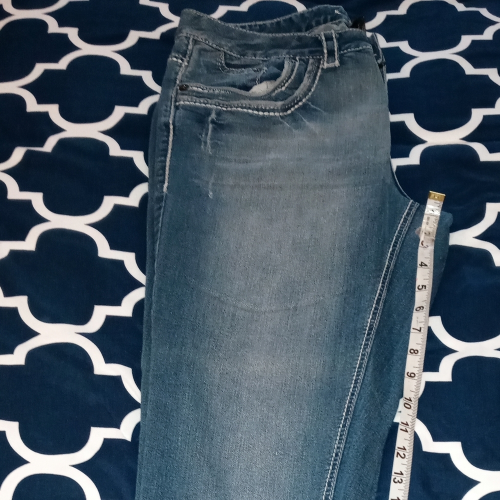 Women's skinny jeans
